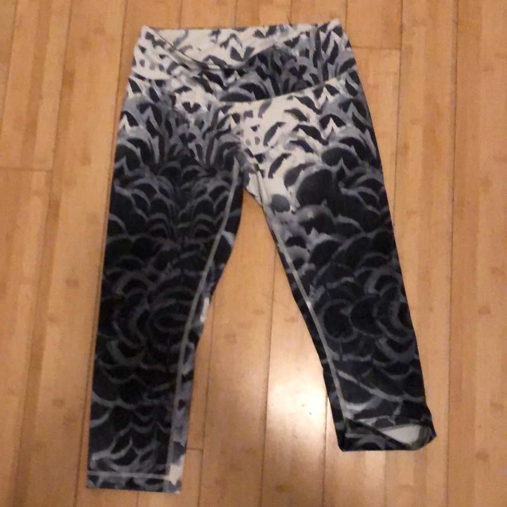 Lulu lemon workout pants